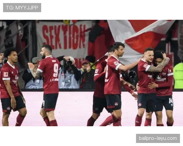 纽伦堡战术革新奏效，全新进攻体系助球队逆转取胜，状态回升点燃球迷激情