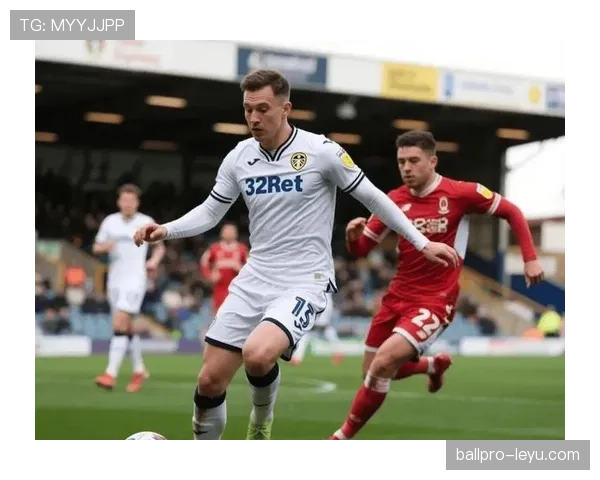 利兹联进攻火力全开，强势表现引广泛关注