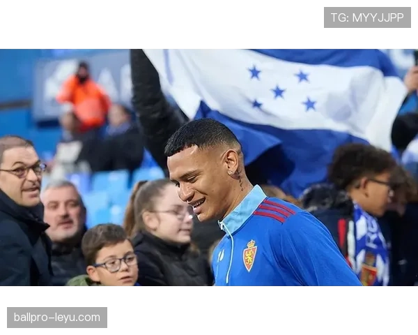 萨拉戈萨锋线火力全开，状态回暖助球队强势攀升积分榜