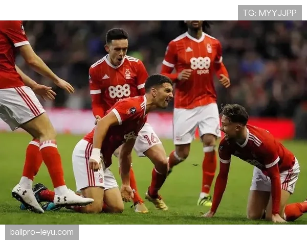 诺丁汉新赛季强势崛起,亮眼表现引关注 诺丁汉新赛季强势崛起,亮眼表现引关注