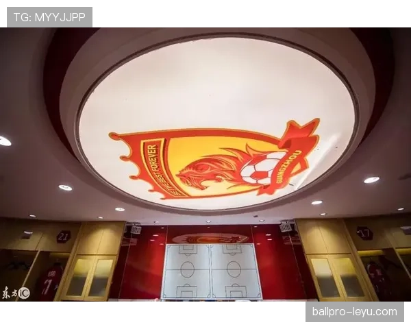 拜仁慕尼黑更衣室空前团结，状态回升剑指新赛季辉煌