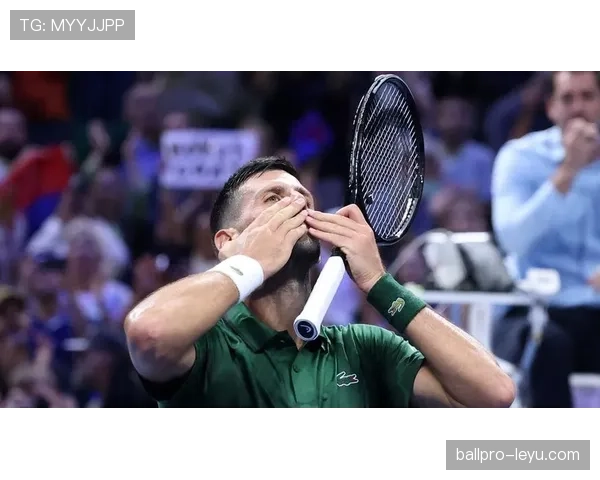 德约打球像演员，私下却像隔壁老王喝大了的感觉……